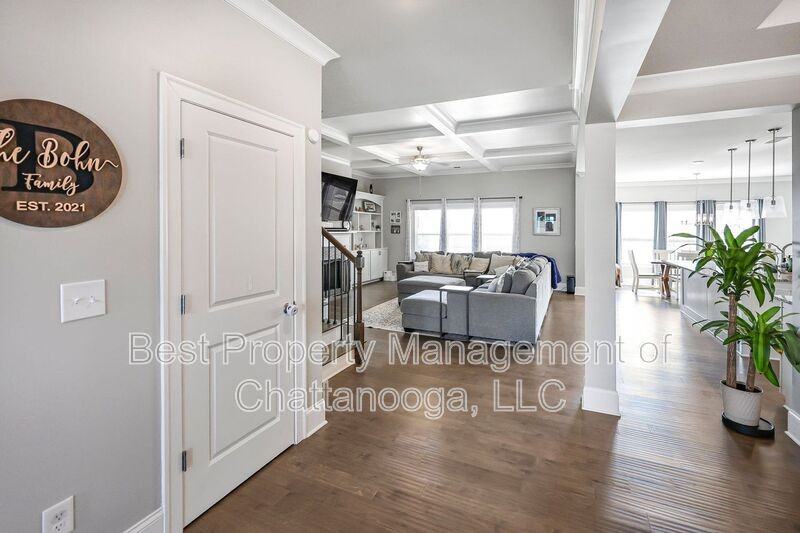 3331 Grassy Fields Ln - Photo 3 of 28