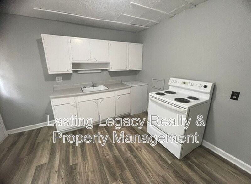 1130 Conley St #B - Photo 6 of 12