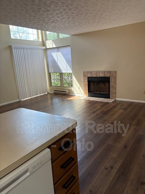 3840 Mercedes Pl #2 - Photo 4 of 8