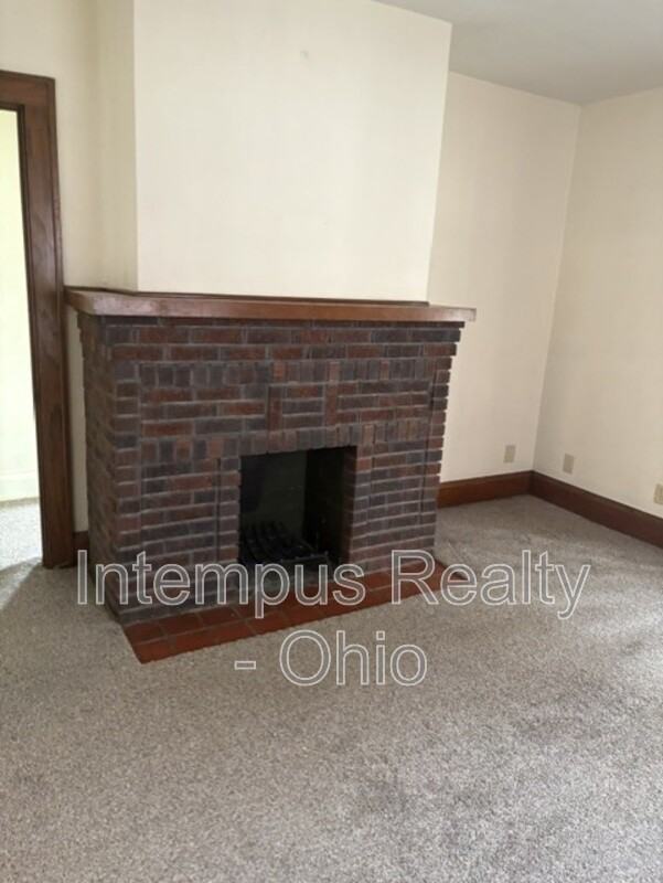 43 Manchester Ave - Photo 4 of 5