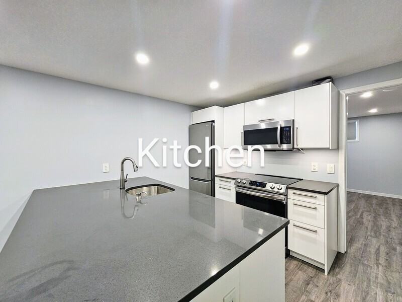 13419 Ave Nw - Photo 3 of 7
