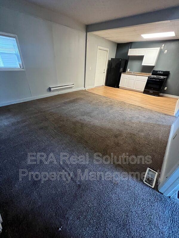 723 Sycamore St #1 - Photo 3 of 7