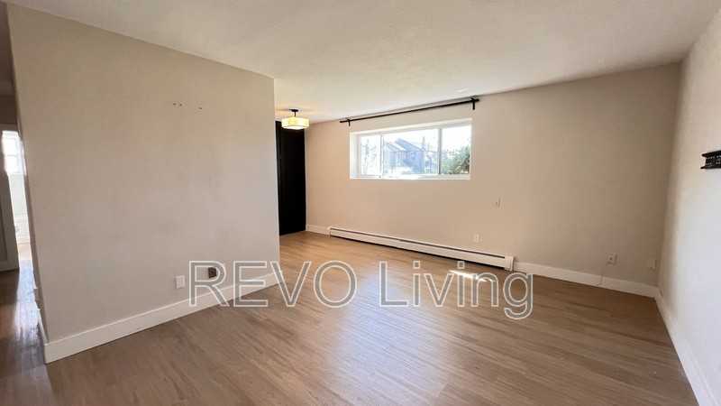 1 Barton St - Photo 7 of 10