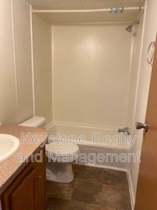 141 Mace Ln - Photo 6 of 10