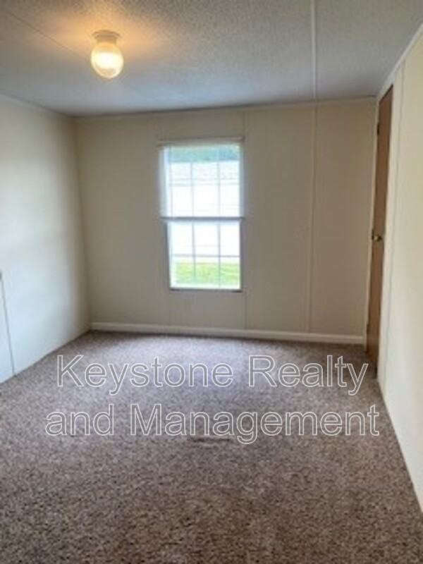 141 Mace Ln - Photo 7 of 10