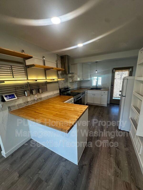 527 S 50th St - Photo 5 of 21