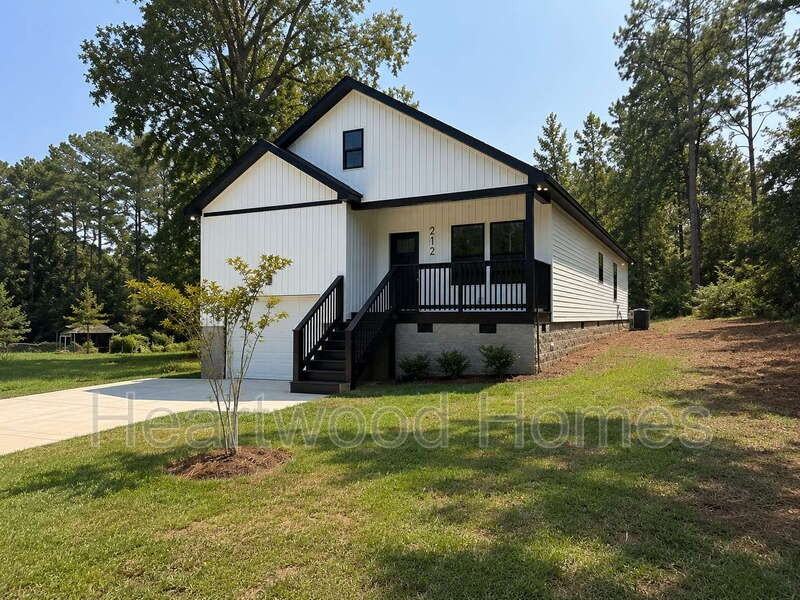 212 Lincolnshire Blvd - Photo 2 of 46