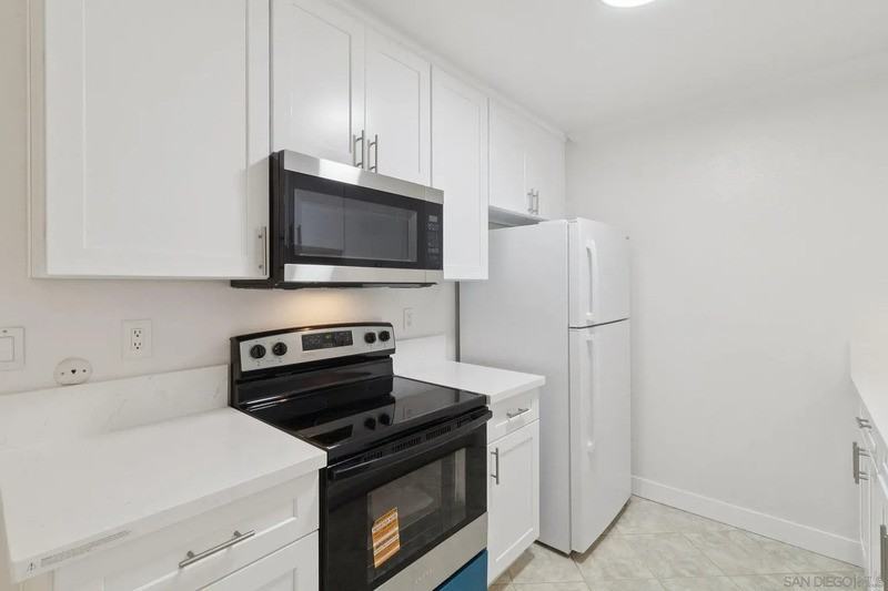 2382 Hosp Way #241 - Photo 6 of 11