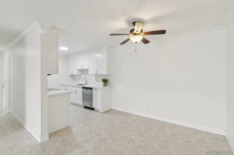 2382 Hosp Way #241 - Photo 7 of 11