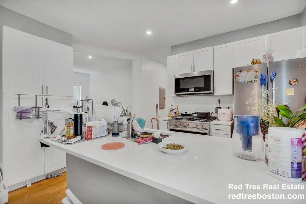55 Saxton St #1 - Photo 5 of 28