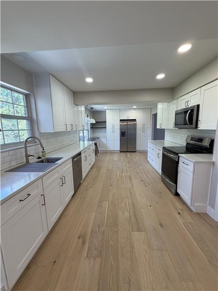 20 Barnwood Ct - Photo 4 of 28