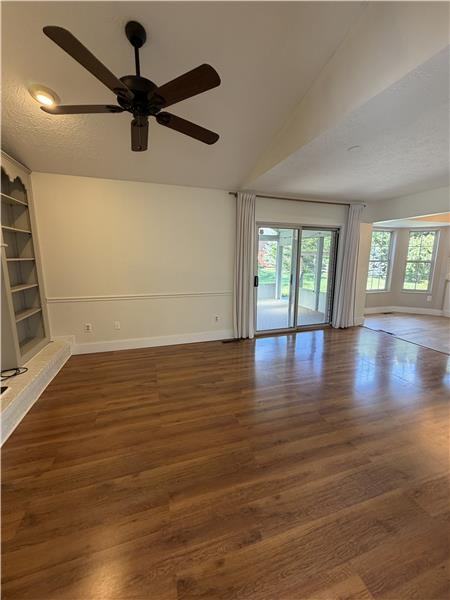 20 Barnwood Ct - Photo 7 of 28