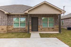 featured image of 604 Washington St