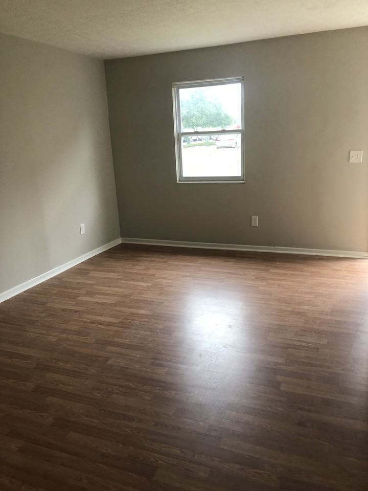 6864 Garden Terrace Rd - Photo 5 of 16