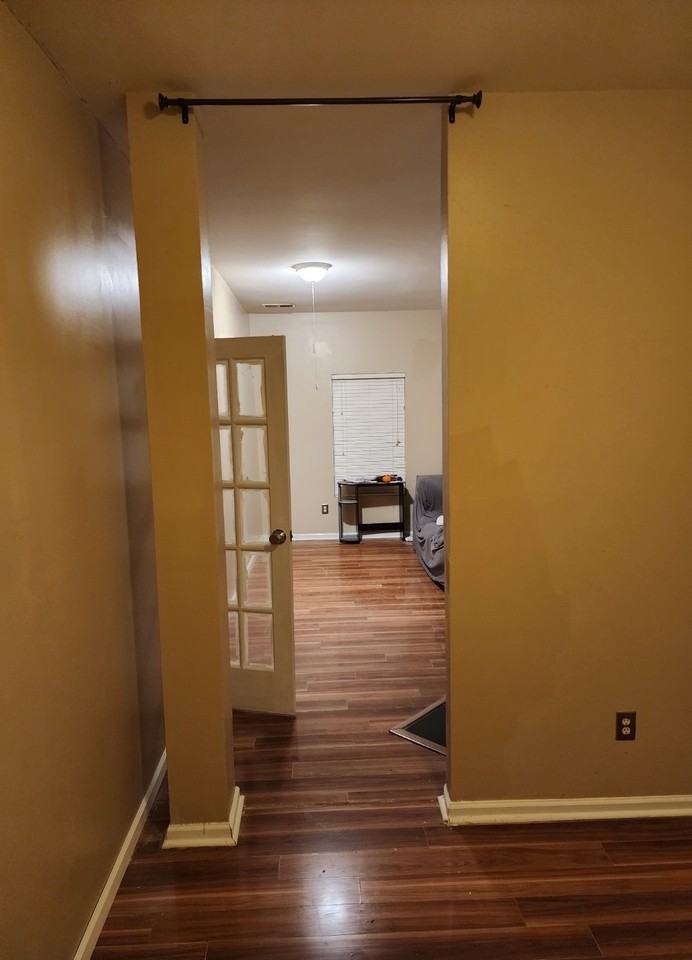 720 Catawba St - Photo 2 of 6