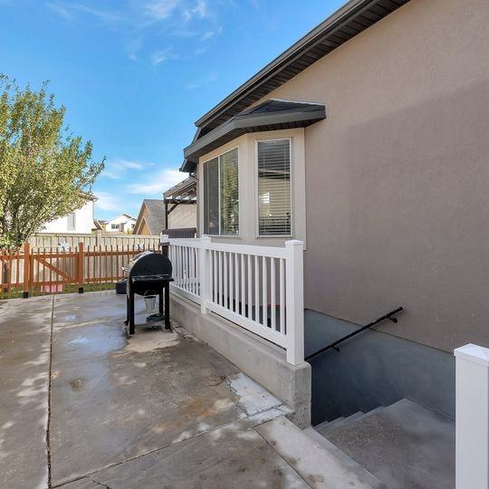 4005 E Comanche St - Photo 3 of 6