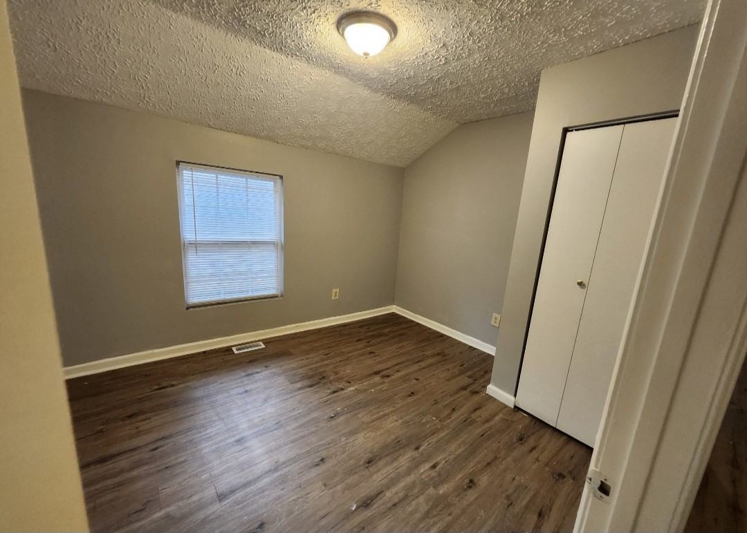 2940 Grand Ave Sw - Photo 4 of 14