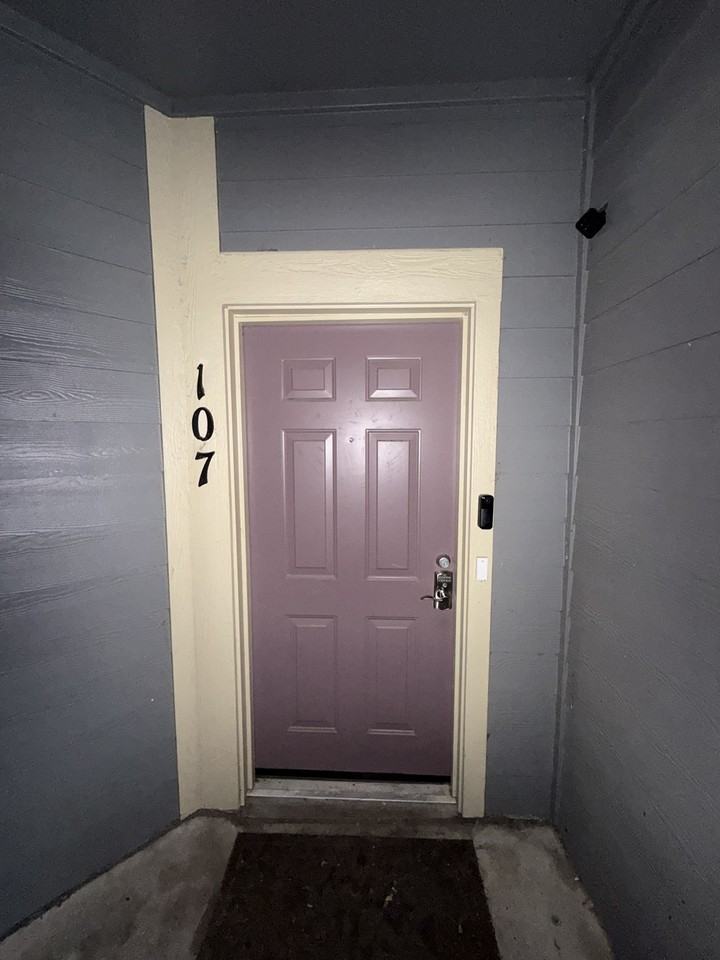 804 Summer Hawk Dr #2107 - Photo 2 of 11