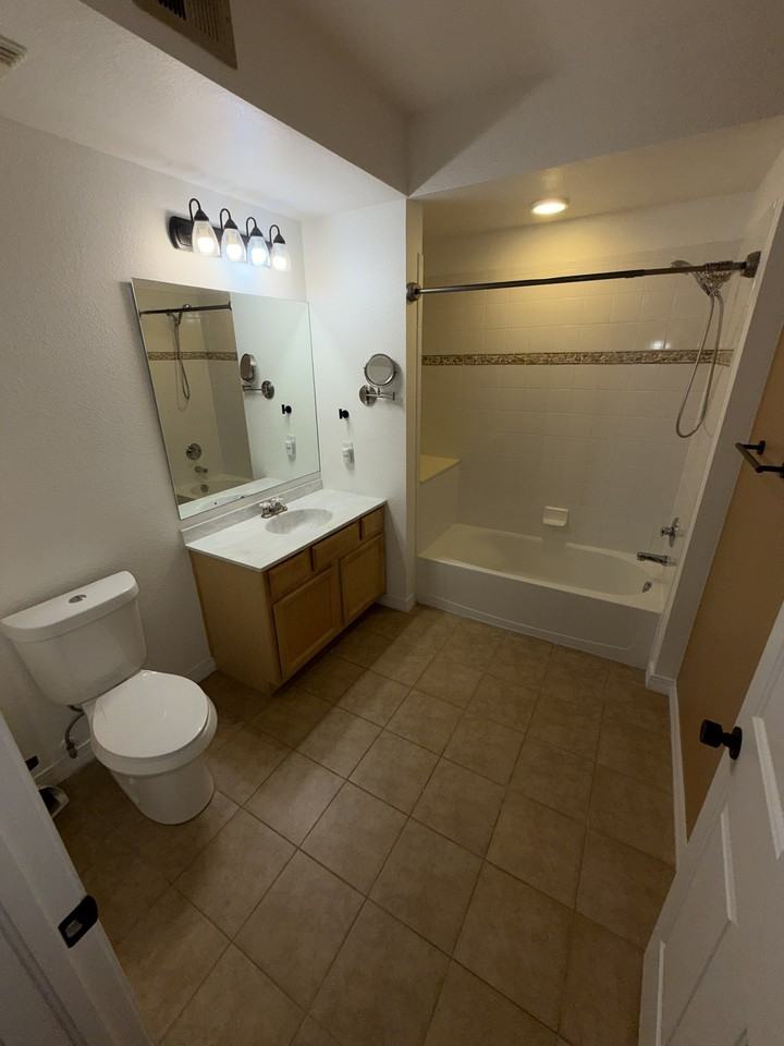 804 Summer Hawk Dr #2107 - Photo 4 of 11