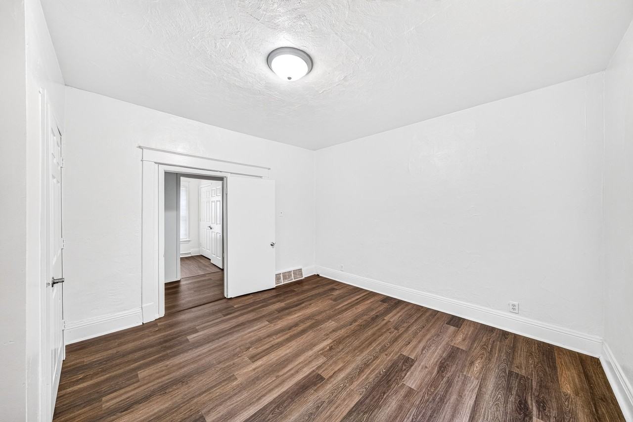 1225 Miami St #A - Photo 5 of 15