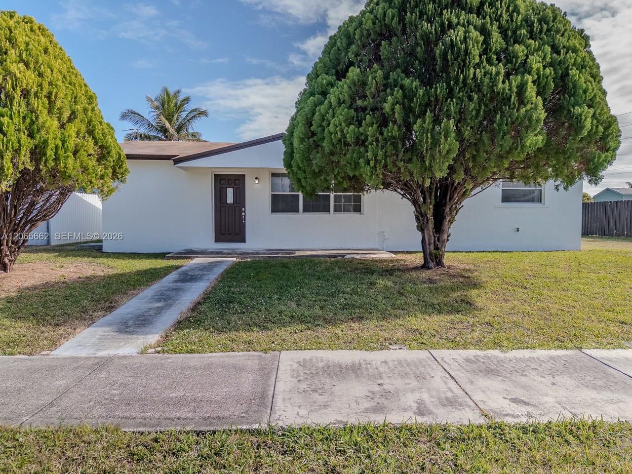 27918 Sw 131st Ave - Photo 3 of 18
