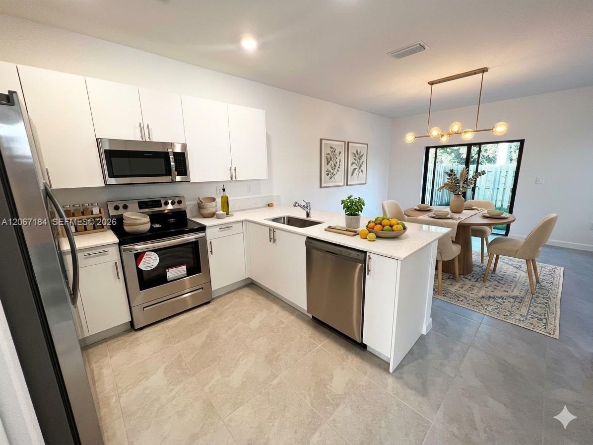 24608 Sw 119th Pl - Photo 4 of 22
