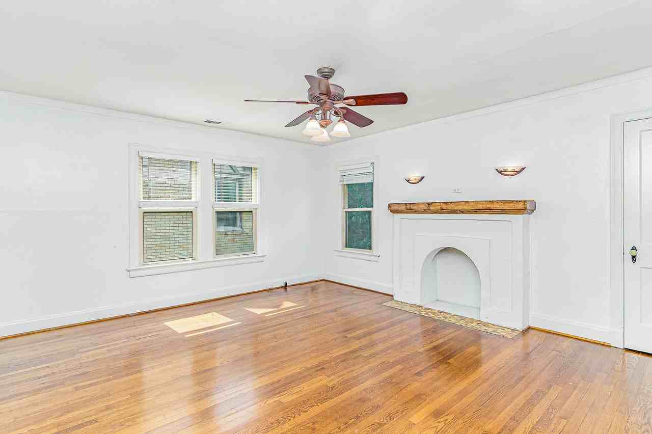 5930 La Vista Dr #5930-5 - Photo 5 of 20