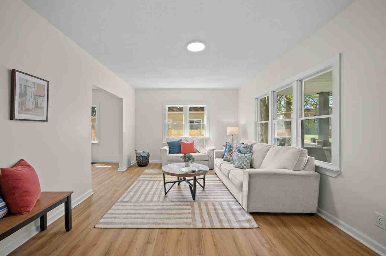 1214 Cedar St - Photo 7 of 38