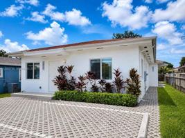 featured image of 3027 Nw 23rd Ave