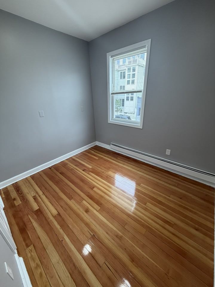 562 Dorchester Ave #1DEX1 - Photo 6 of 8