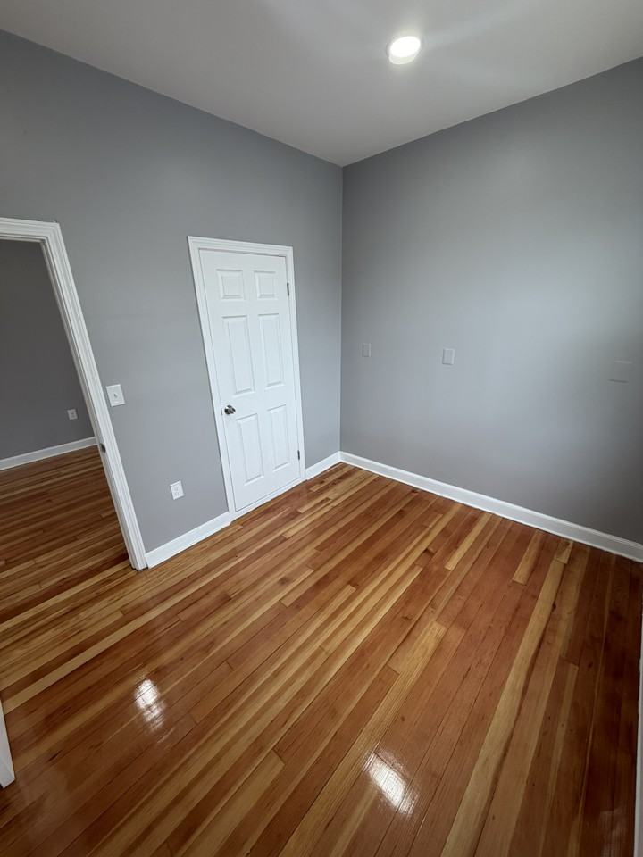 562 Dorchester Ave #1DEX1 - Photo 7 of 8