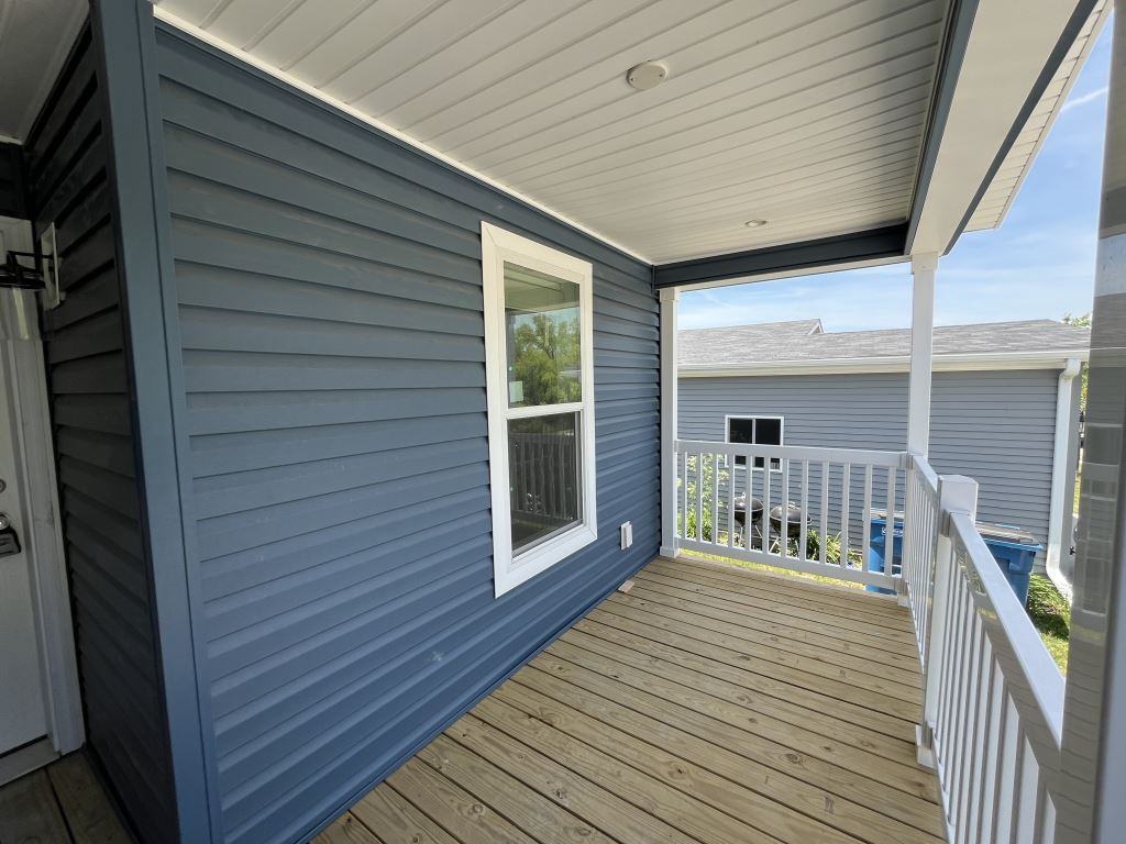 5049 Sawgrass Dr - Photo 2 of 26