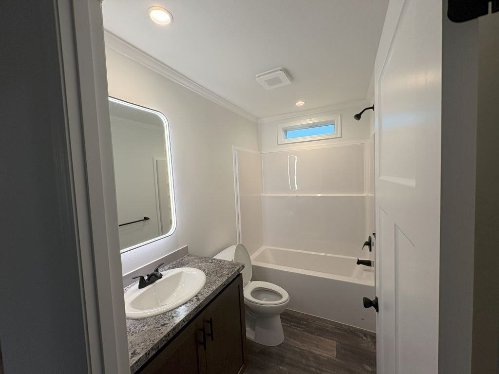 5045 Sawgrass Dr - Photo 5 of 29