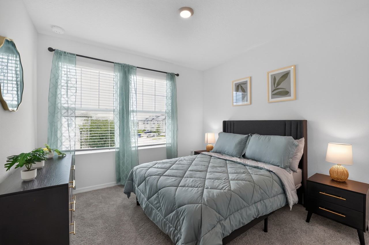 Beacon at Arbours Townhomes - Photo 7 of 21