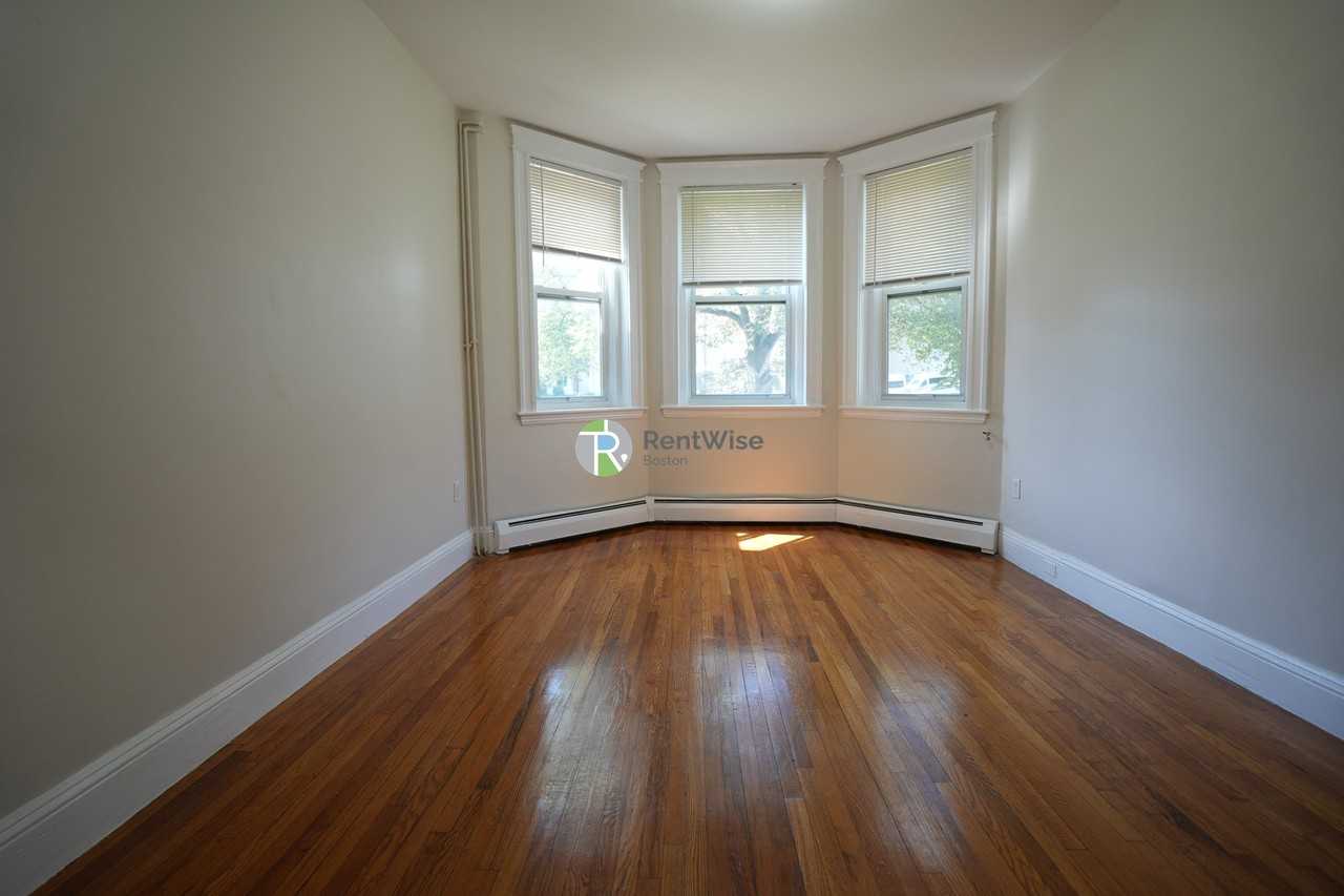 1849 Commonwealth Ave #4COPY - Photo 3 of 20