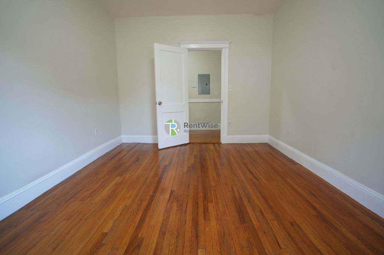 1849 Commonwealth Ave #4COPY - Photo 4 of 20