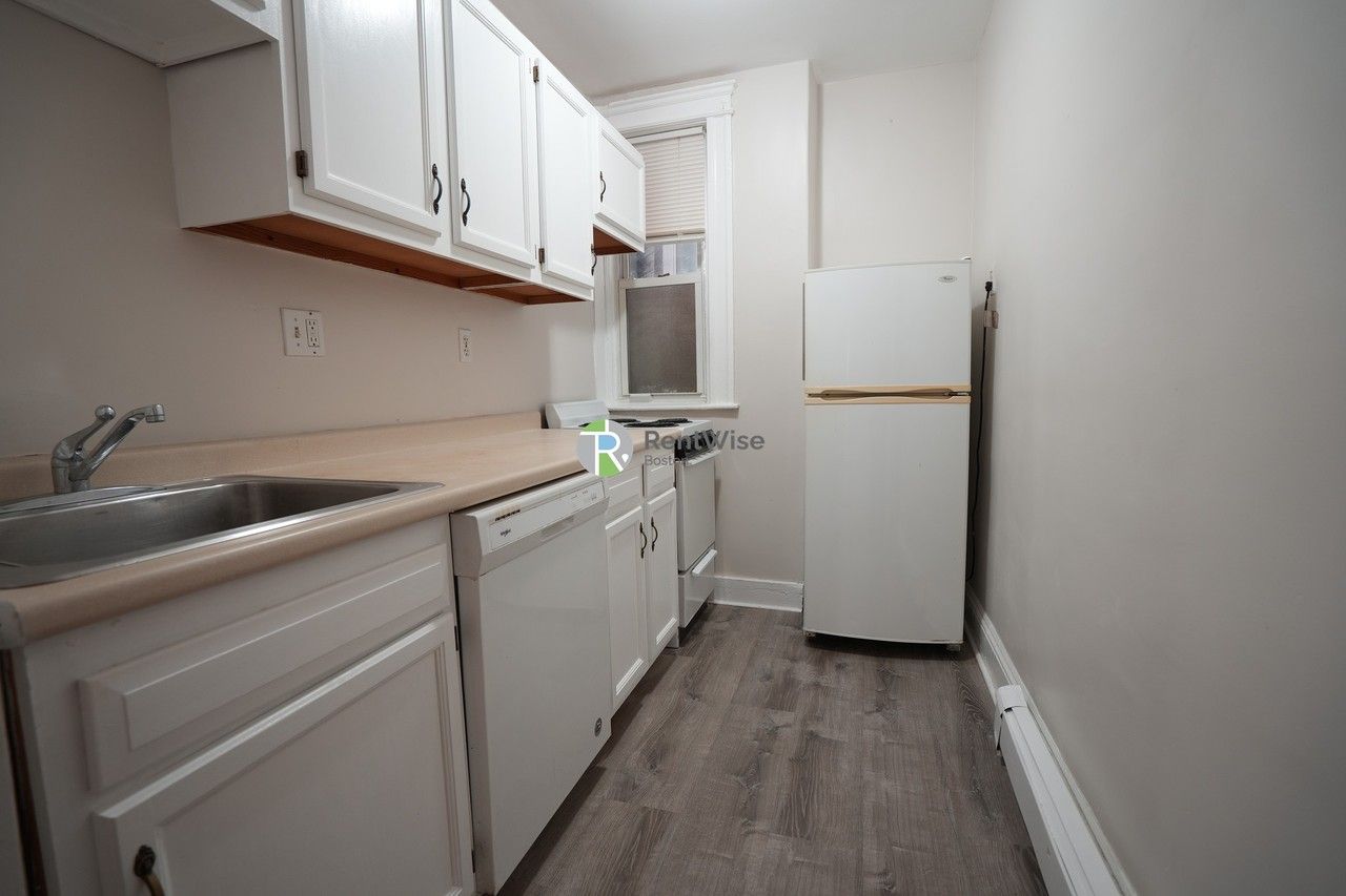 1849 Commonwealth Ave #4COPY - Photo 5 of 20
