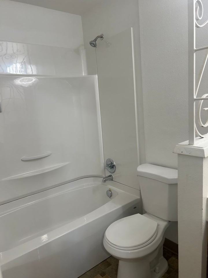 Greenwood Manor Apartments #11156 - Photo 7 of 15