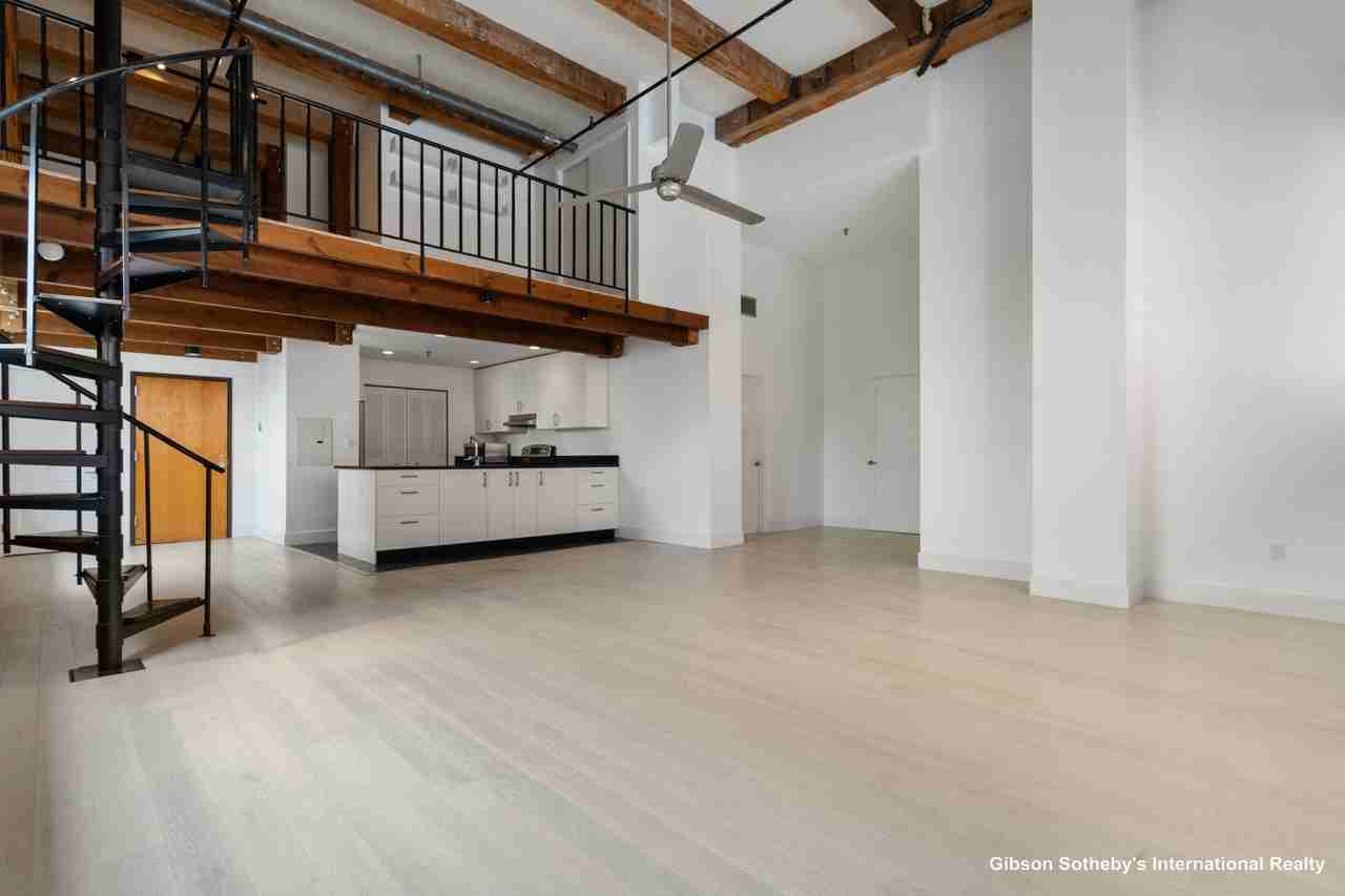 15 Sleeper St #106 - Photo 3 of 24