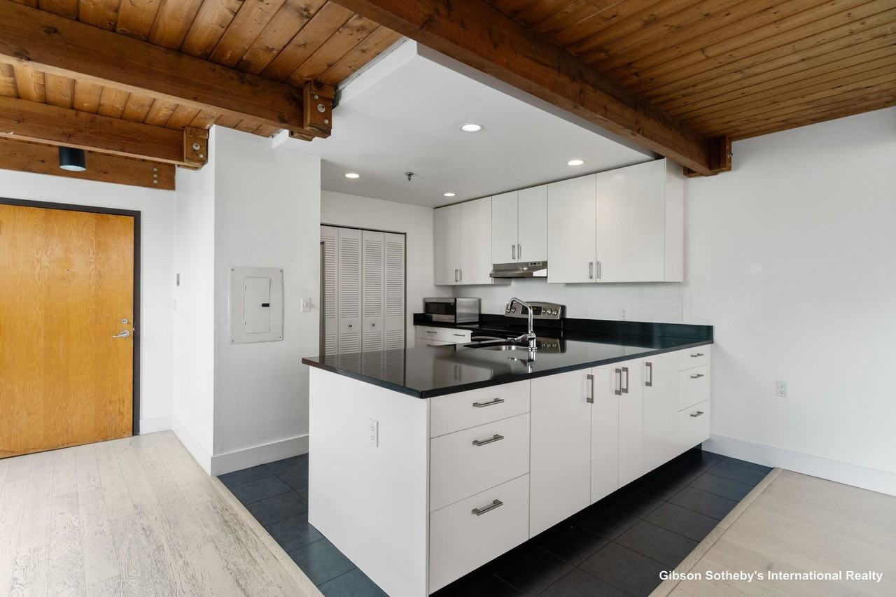15 Sleeper St #106 - Photo 6 of 24