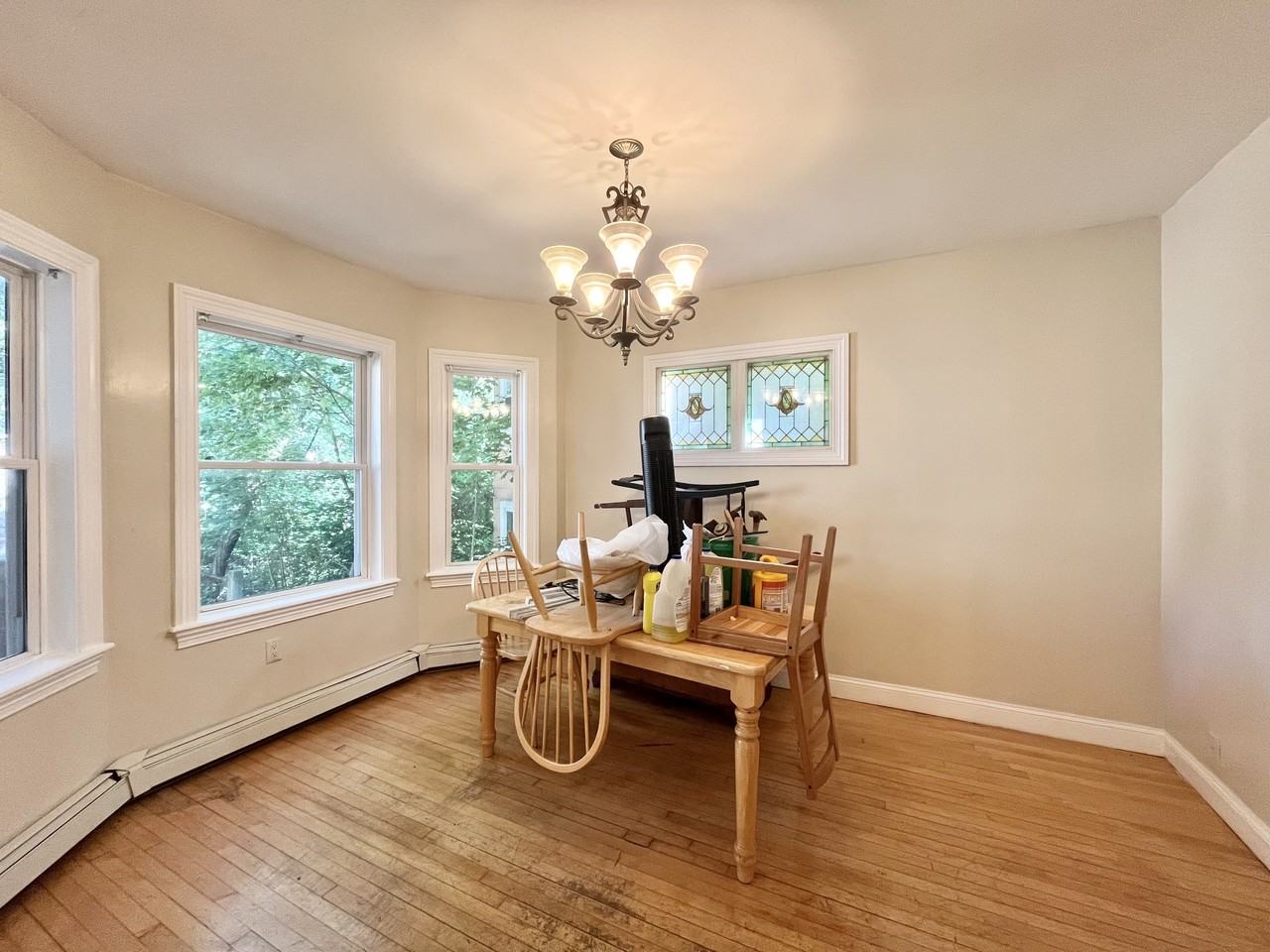 19 Park View St - Photo 4 of 14