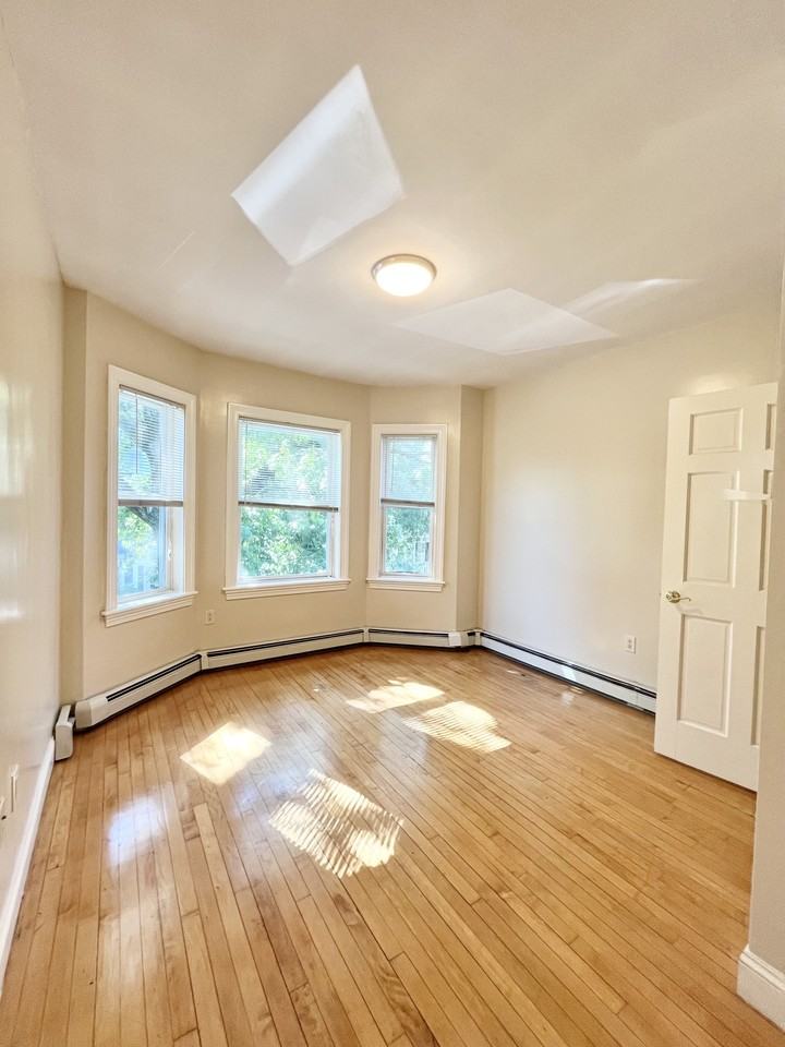 19 Park View St - Photo 6 of 14