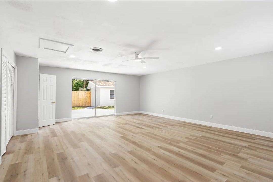 1554 Shirl Ln #1 - Photo 5 of 16