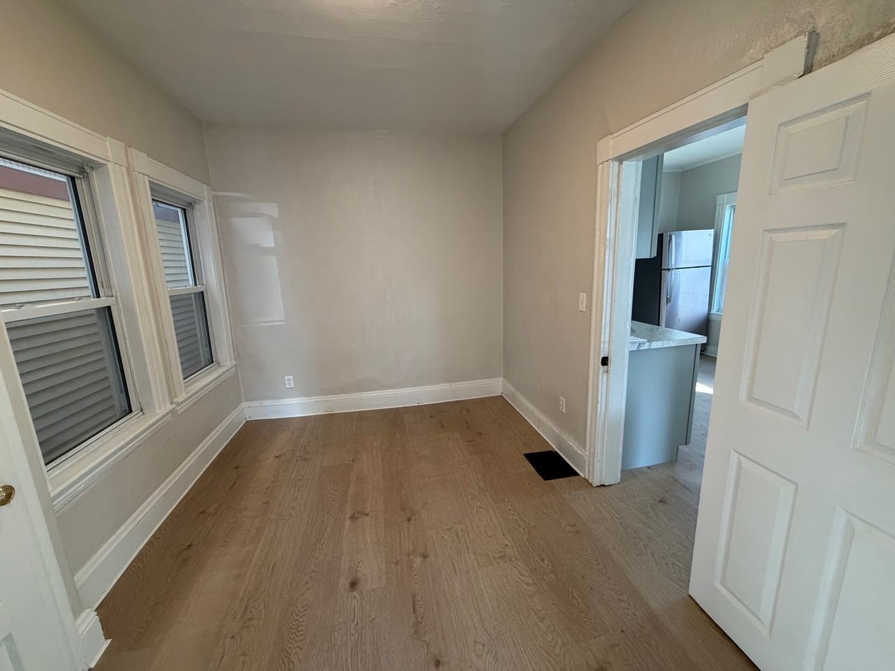 42 1/2 Cabot St #1 - Photo 5 of 10