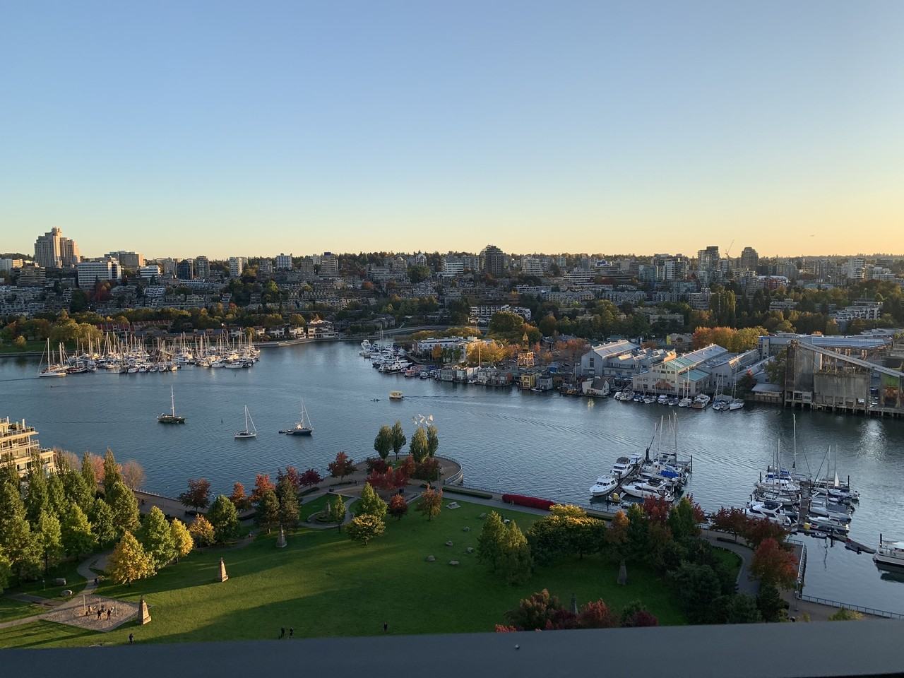 583 Beach Crescent #23xx - Photo 2 of 30