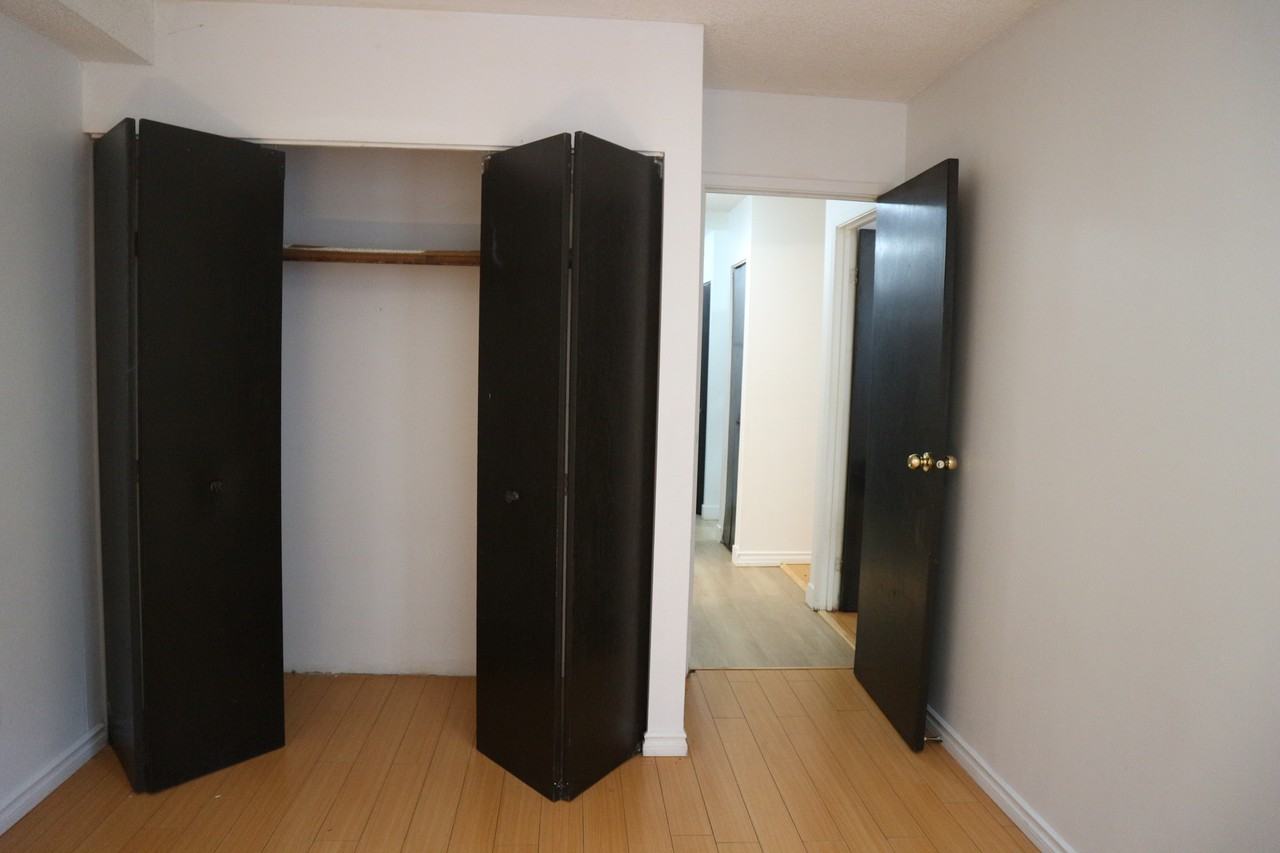 Kingsview - Photo 7 of 20