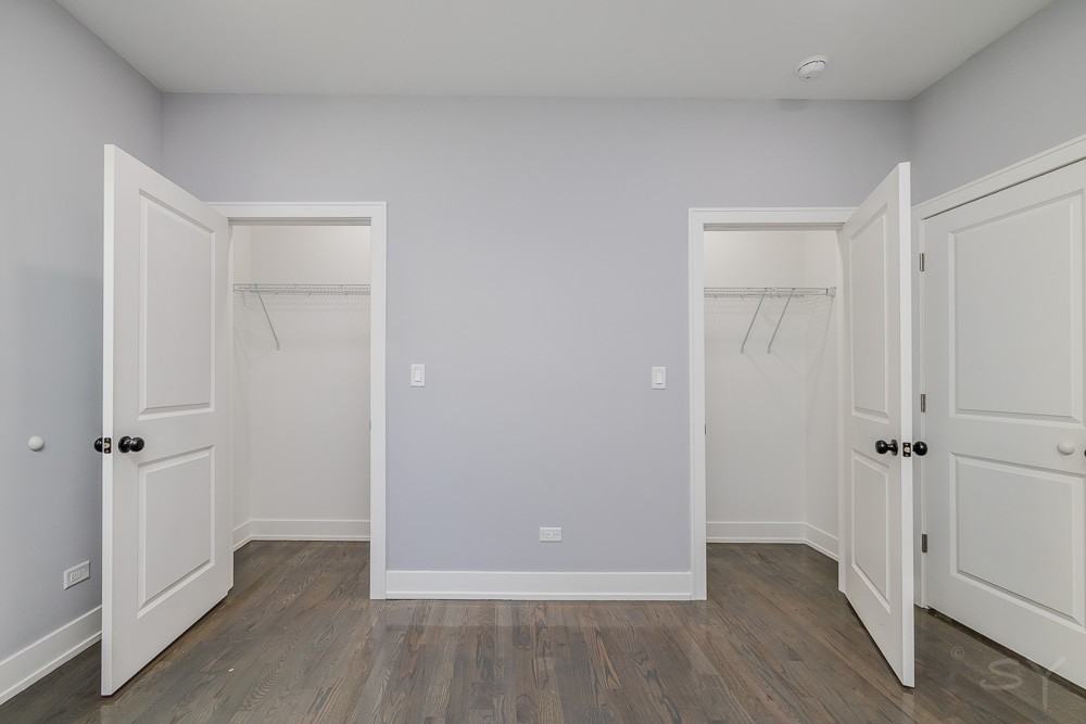 6334 South Langley Avenue #3 - Photo 6 of 12