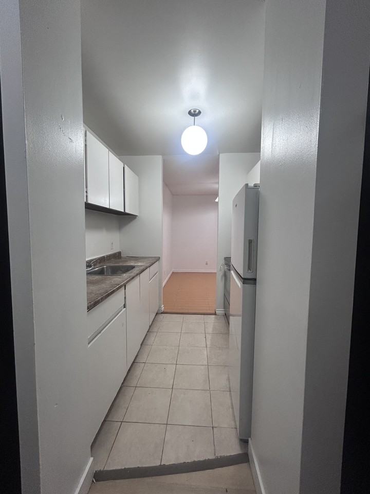 Kingsview - Photo 3 of 20