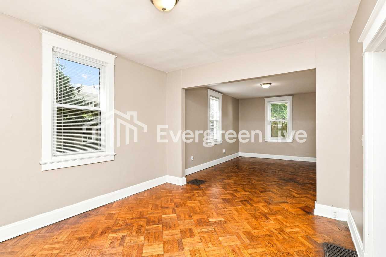 5002 Western Hills Ave - Photo 5 of 15
