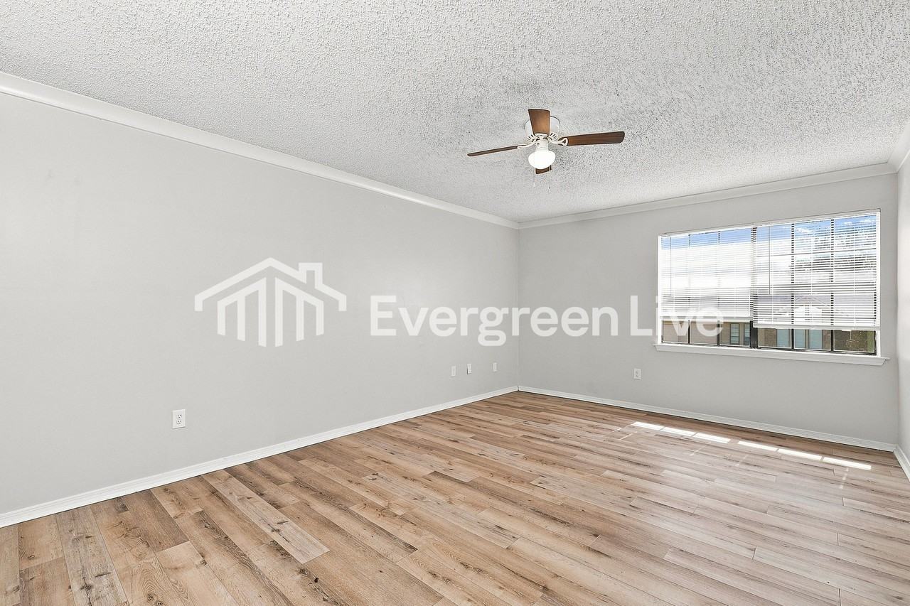 116 Shenandoah Rd N - Photo 2 of 16